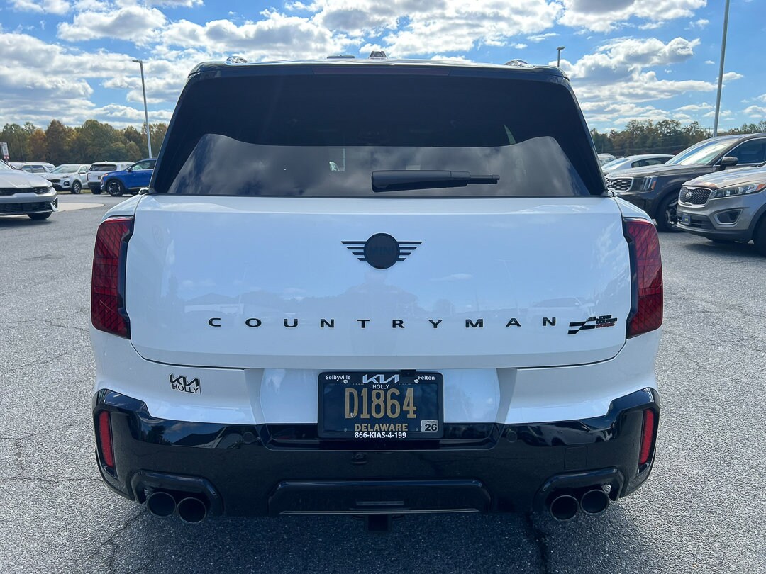 2025 Mini Countryman John Cooper Works photo 4
