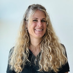 Staff member Jen Schiel from ID_eab439e8c038