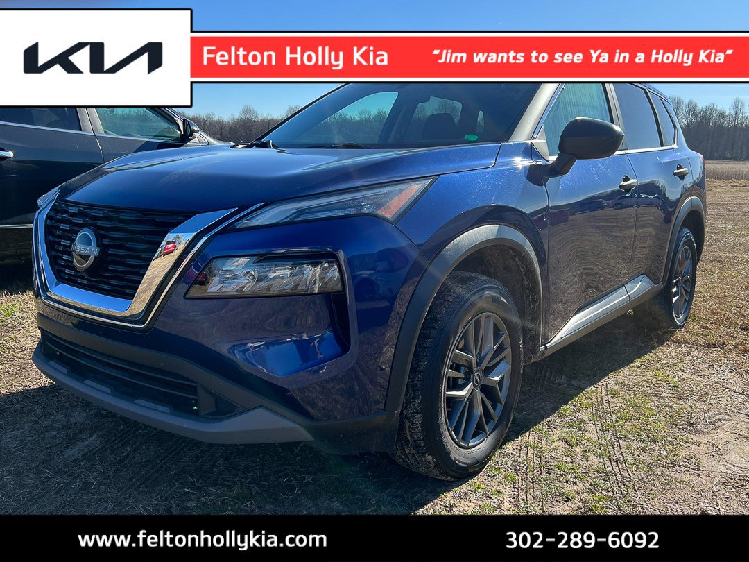 2023 Nissan Rogue S's photo