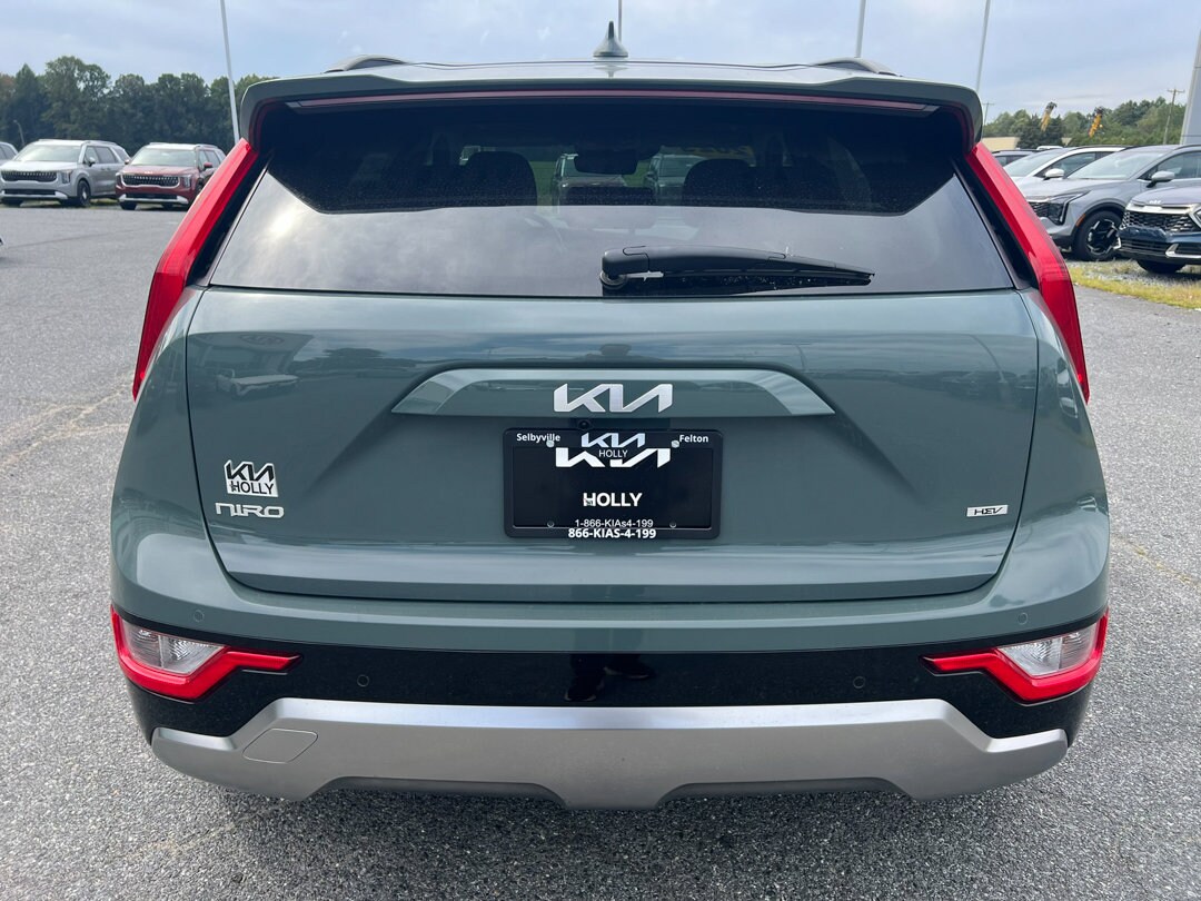 2023 Kia Niro EX Touring photo 4