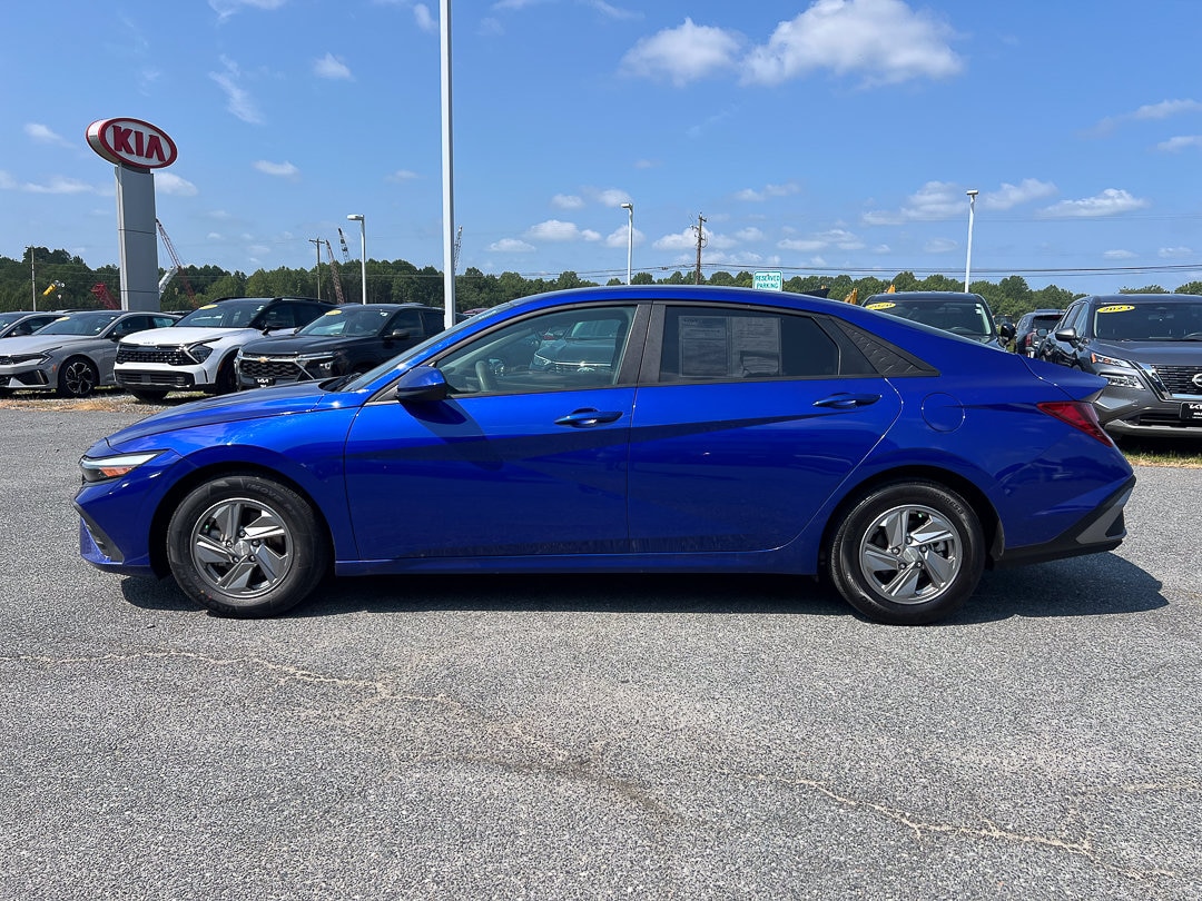 Used 2024 Hyundai Elantra SE with VIN KMHLL4DG7RU764769 for sale in Felton, DE