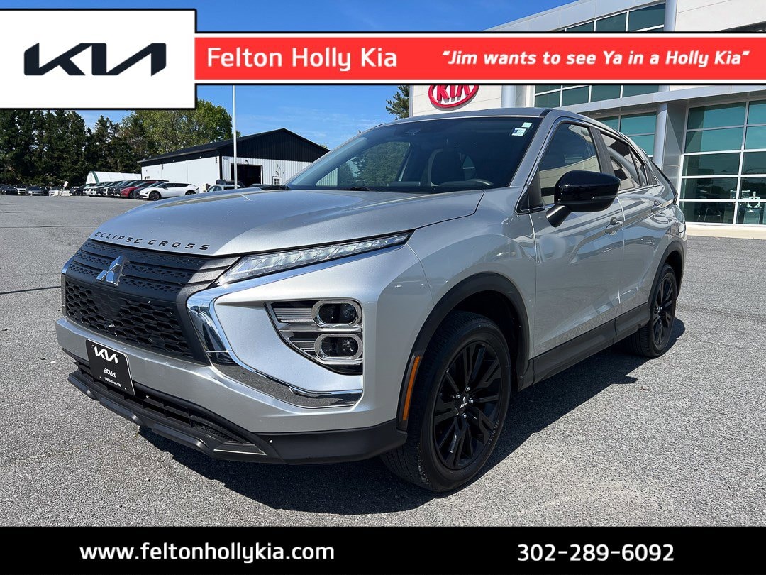 2024 Mitsubishi Eclipse Cross LE S-AWC's photo