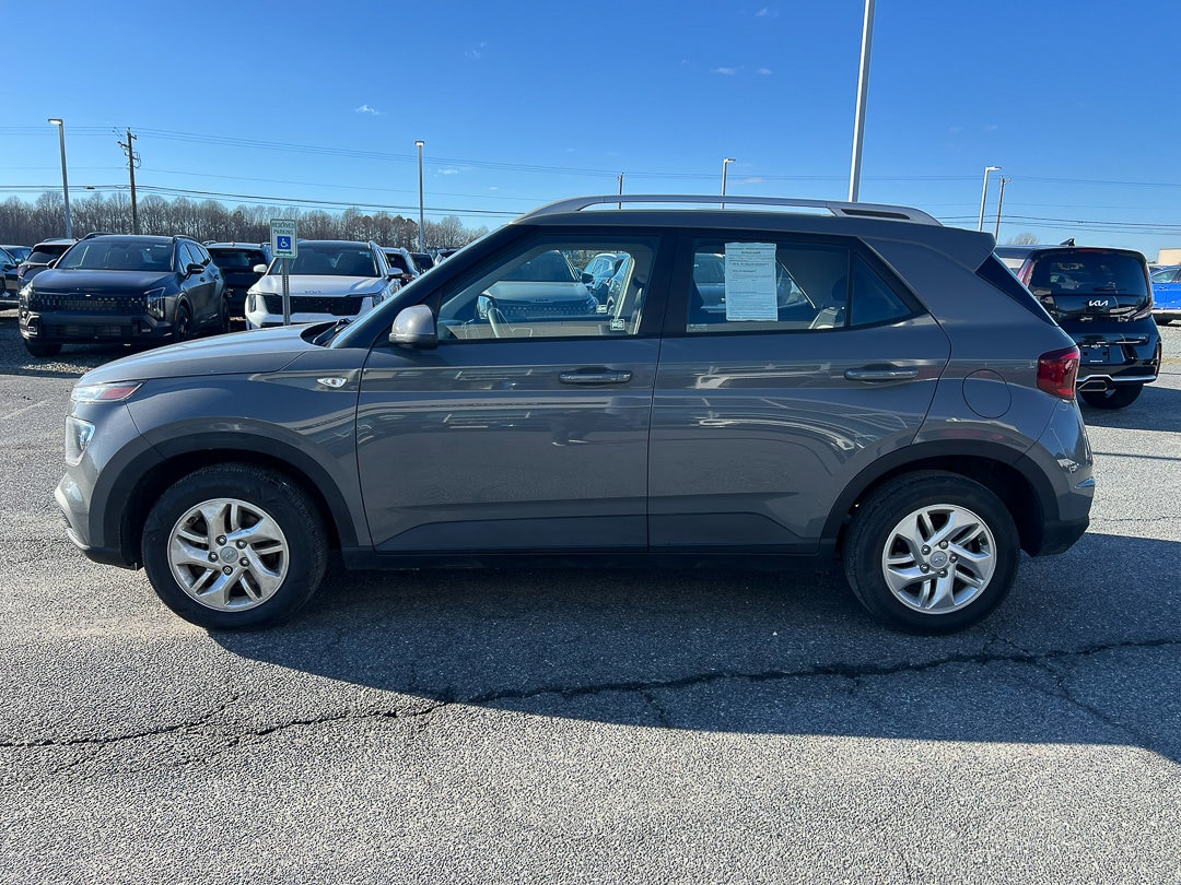 Used 2020 Hyundai Venue SEL with VIN KMHRC8A33LU023254 for sale in Felton, DE