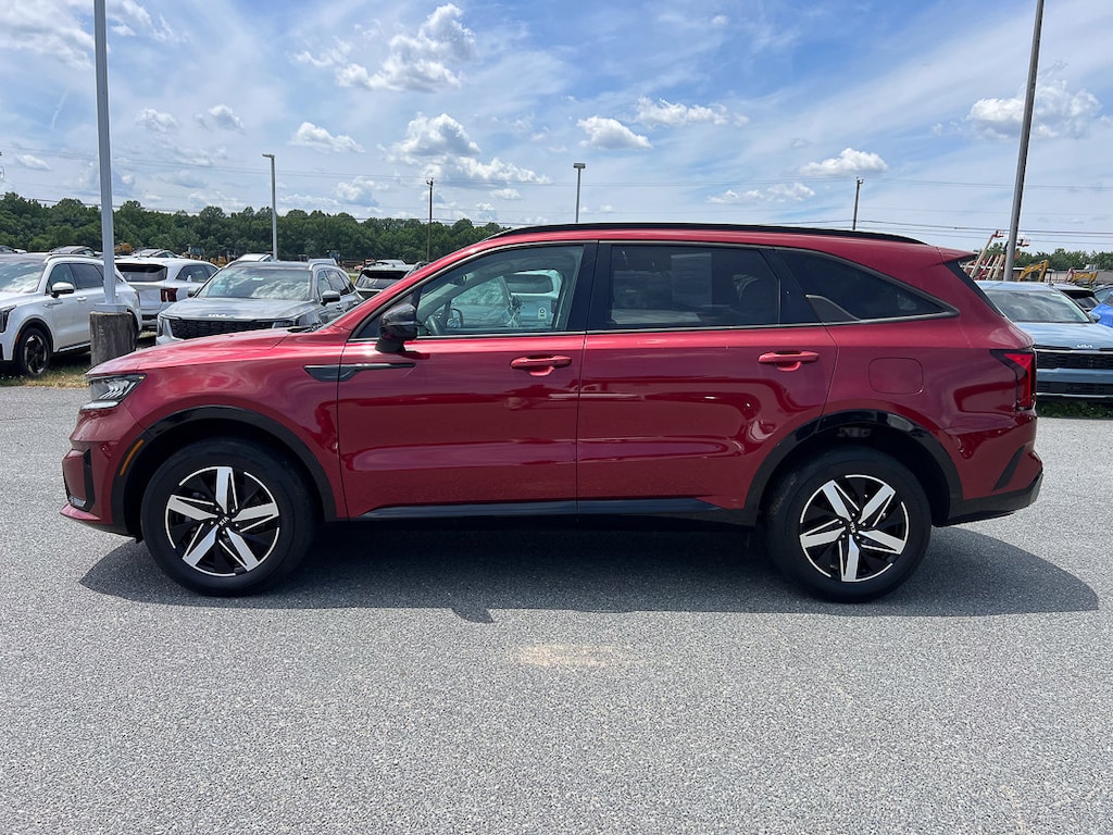Used 2021 Kia Sorento EX SUV