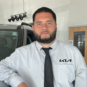 Staff member John Mohammad from ID_f283724b18f6