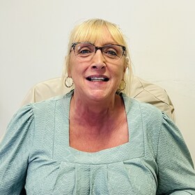 Staff member Sherri Moreau from ID_890bef799fc4