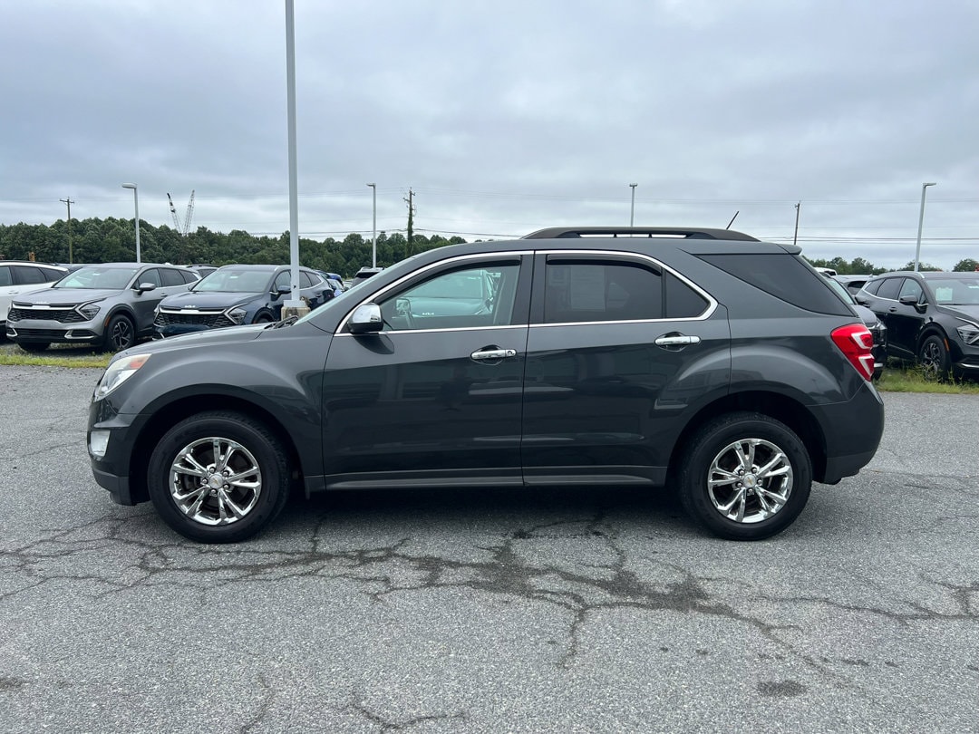 Used 2017 Chevrolet Equinox LT with VIN 2GNFLFEK9H6256274 for sale in Felton, DE
