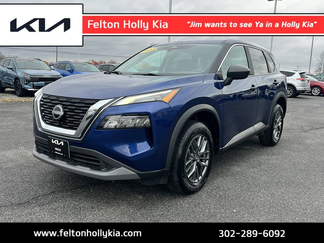 2023 Nissan Rogue S's photo