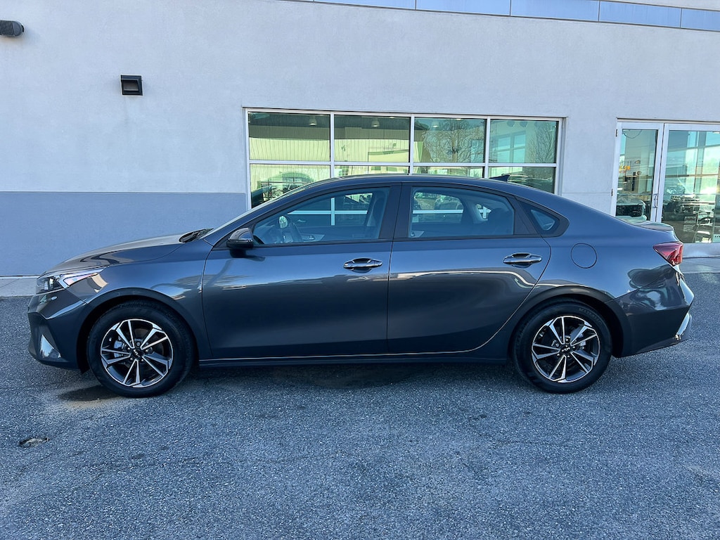 Used 2023 Kia Forte LXS Sedan