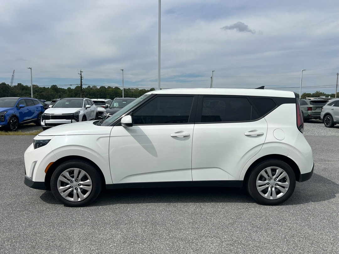 Used 2023 Kia Soul LX with VIN KNDJ23AU2P7216581 for sale in Felton, DE