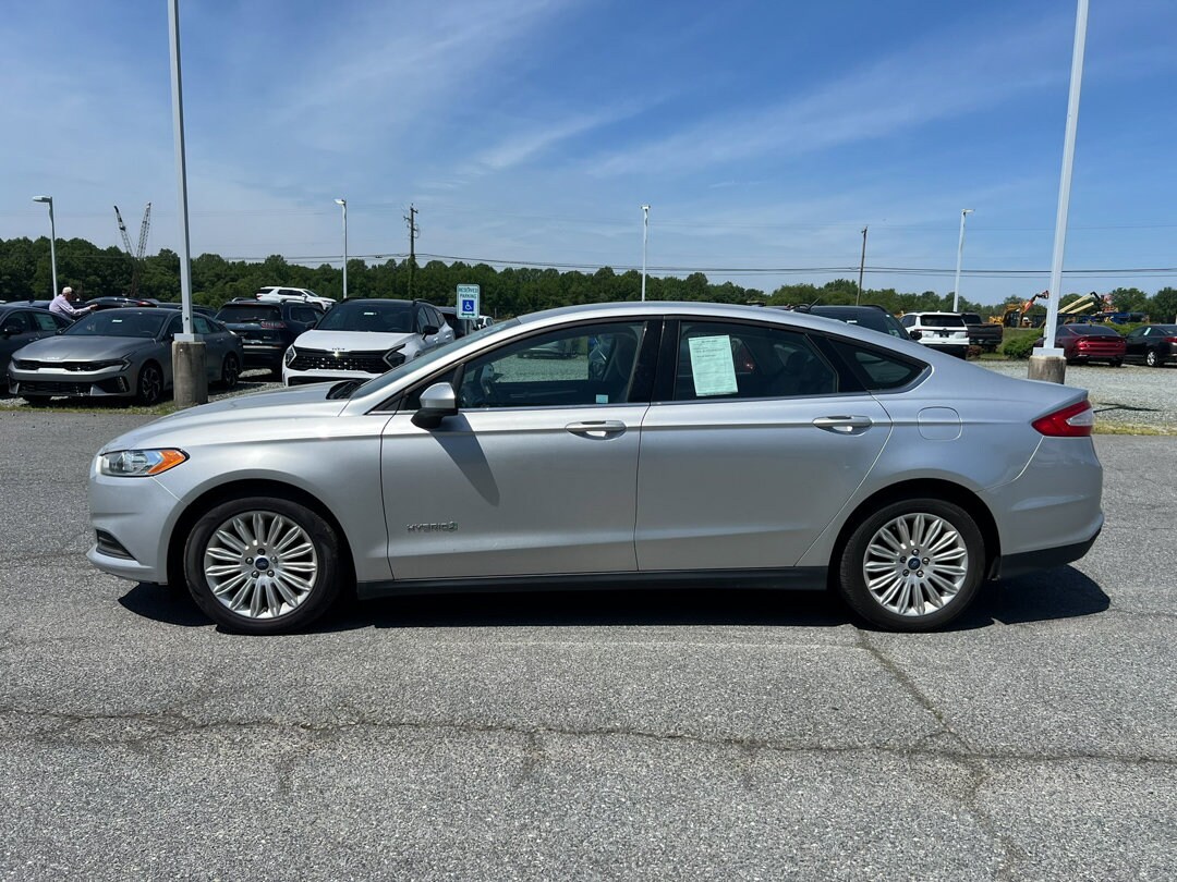 Used 2014 Ford Fusion S Hybrid with VIN 3FA6P0UUXER125524 for sale in Felton, DE