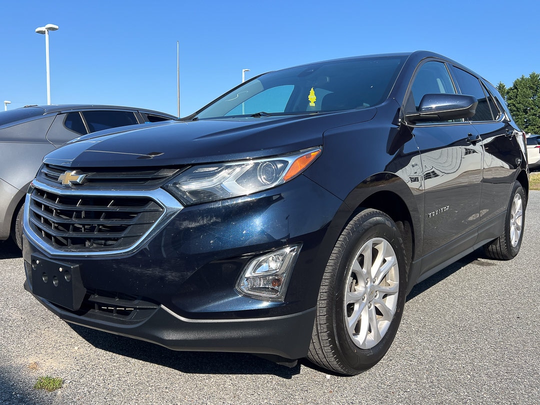 Used 2020 Chevrolet Equinox LT with VIN 3GNAXKEV4LS528029 for sale in Felton, DE
