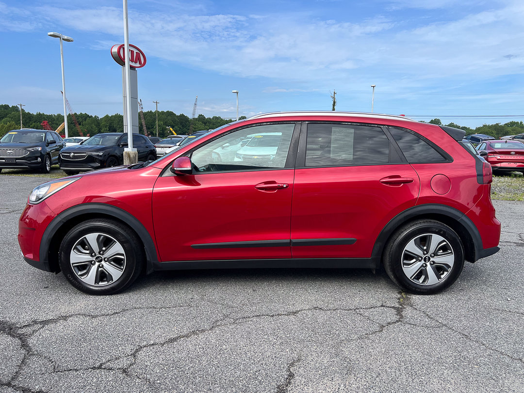 Used 2019 Kia Niro EX with VIN KNDCE3LC9K5265723 for sale in Felton, DE