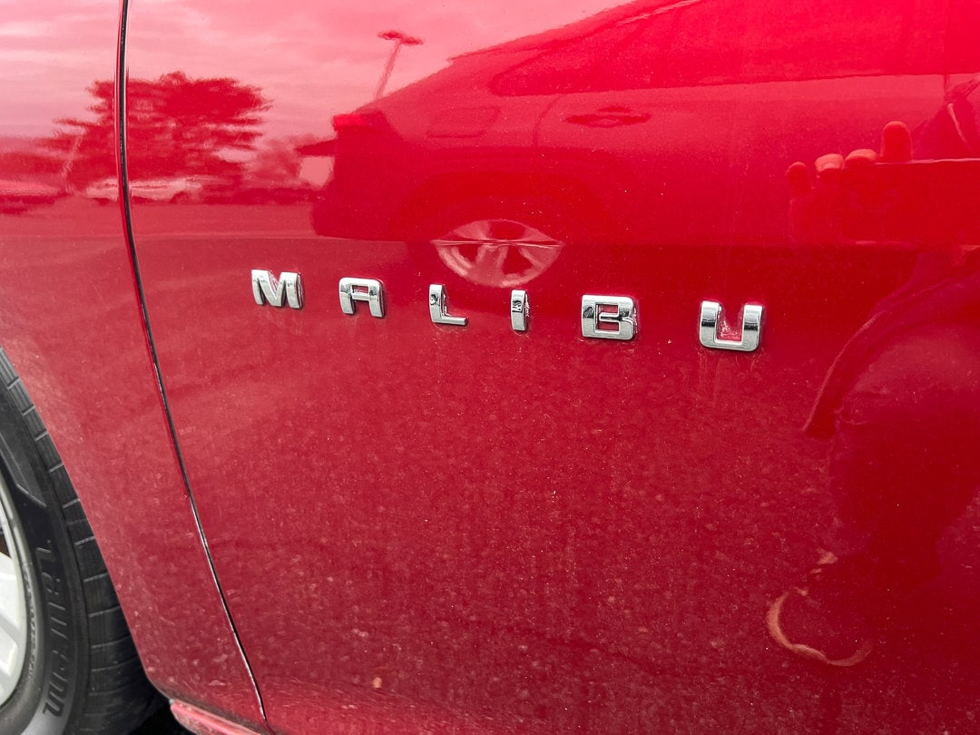 Used 2018 Chevrolet Malibu 1LT with VIN 1G1ZD5ST3JF159456 for sale in Felton, DE