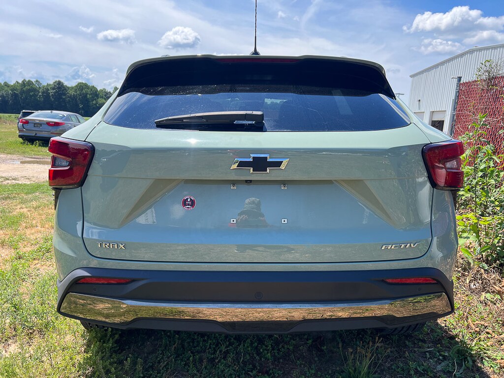 Used 2025 Chevrolet Trax ACTIV SUV