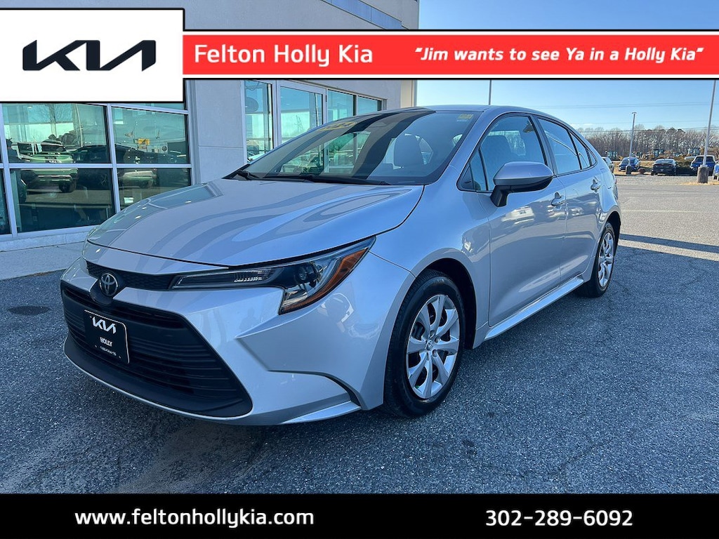 Used 2024 Toyota Corolla LE Sedan