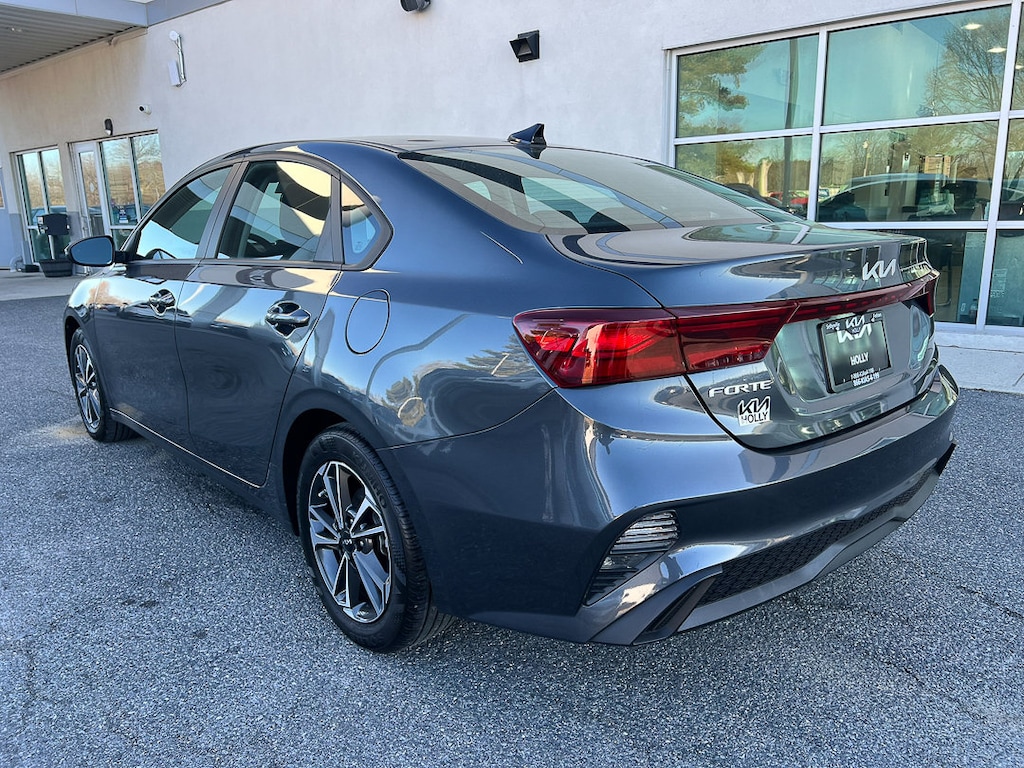 Used 2023 Kia Forte LXS Sedan