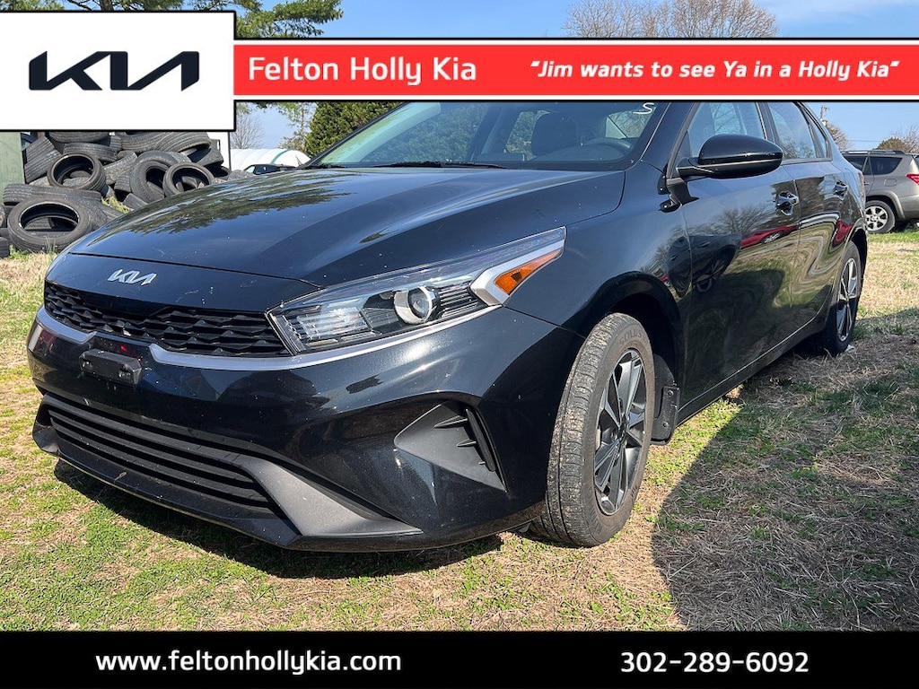 Used 2023 Kia Forte LXS Sedan