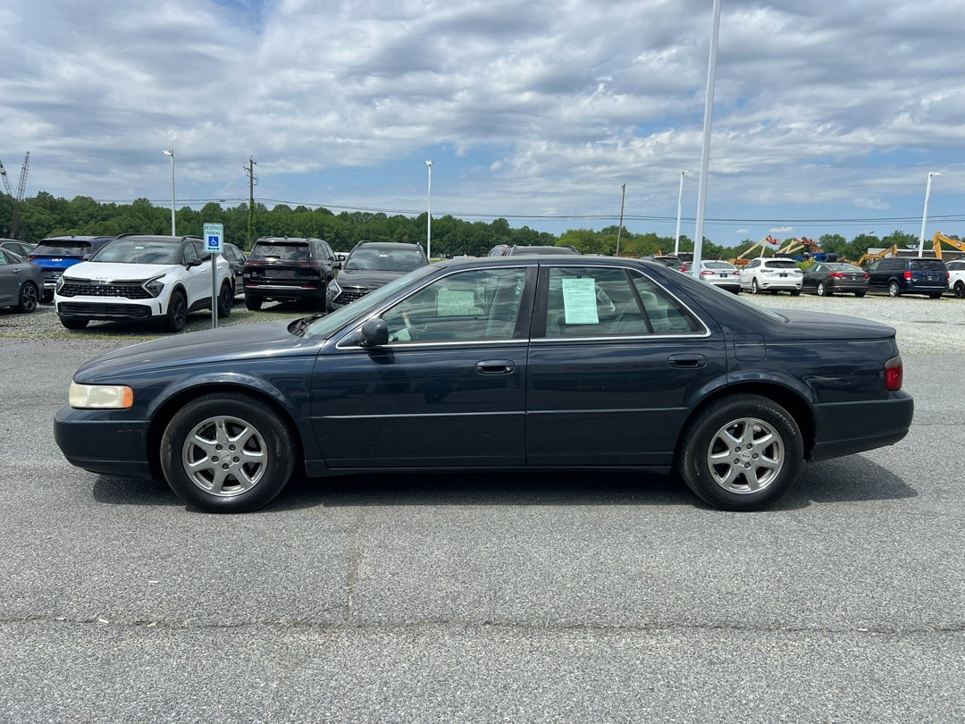 Used 2000 Cadillac Seville STS with VIN 1G6KY5490YU313628 for sale in Felton, DE