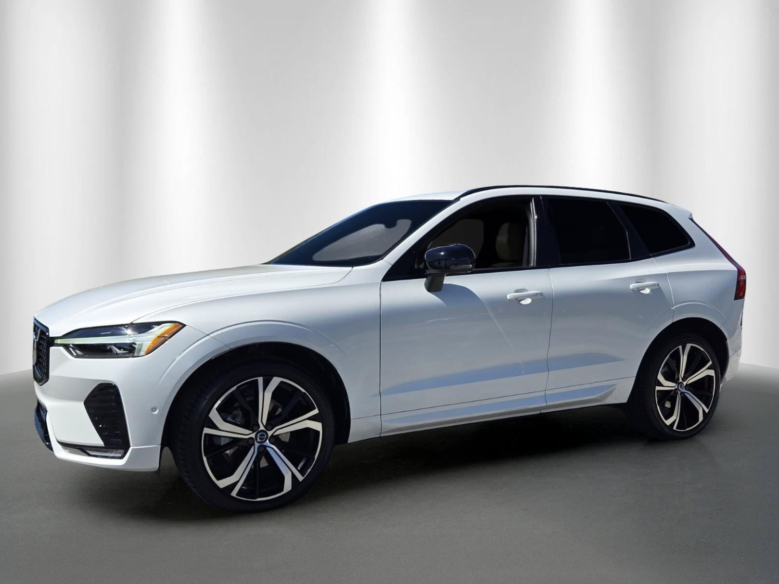 Used 2025 Volvo XC60 B5 Ultra SUV