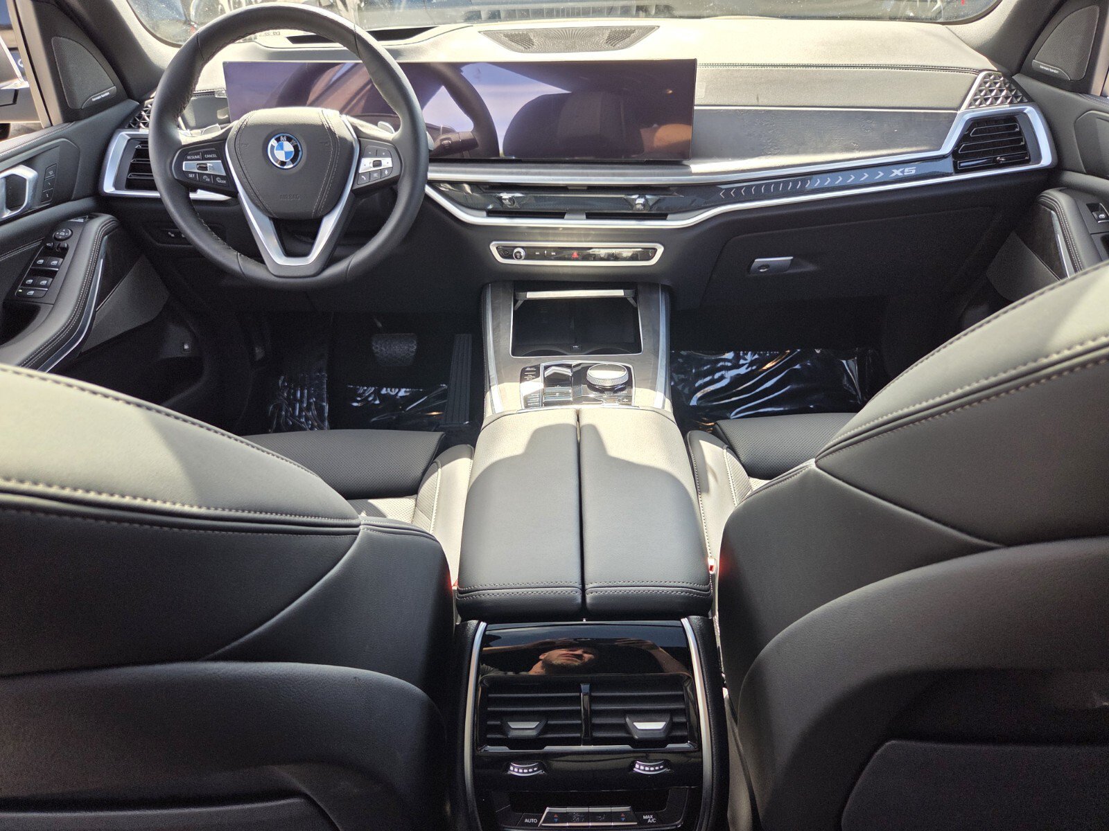 2026 BMW X5 50e - Photo 12