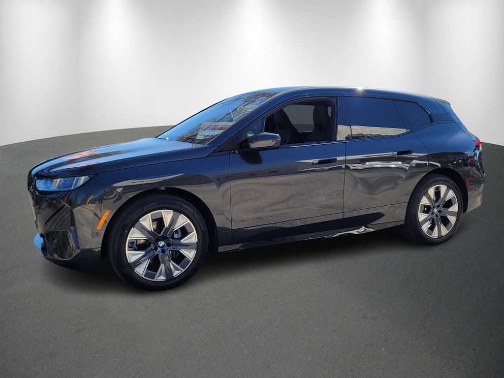 New 2026 BMW iX xDrive60 SUV