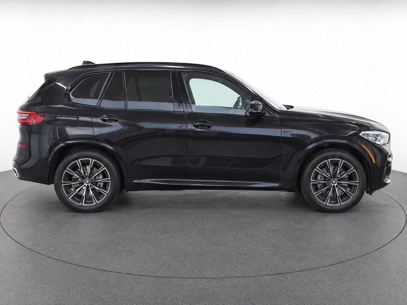 Certified 2023 BMW X5 sDrive40i SUV