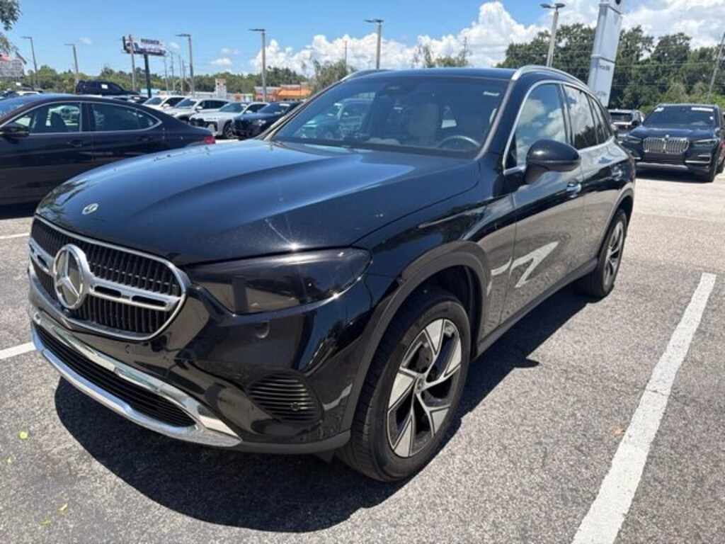 Used 2024 Mercedes-Benz GLC 300 4MATIC SUV