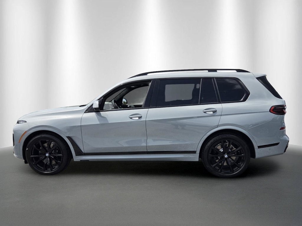 New 2027 BMW X7 xDrive40i SUV