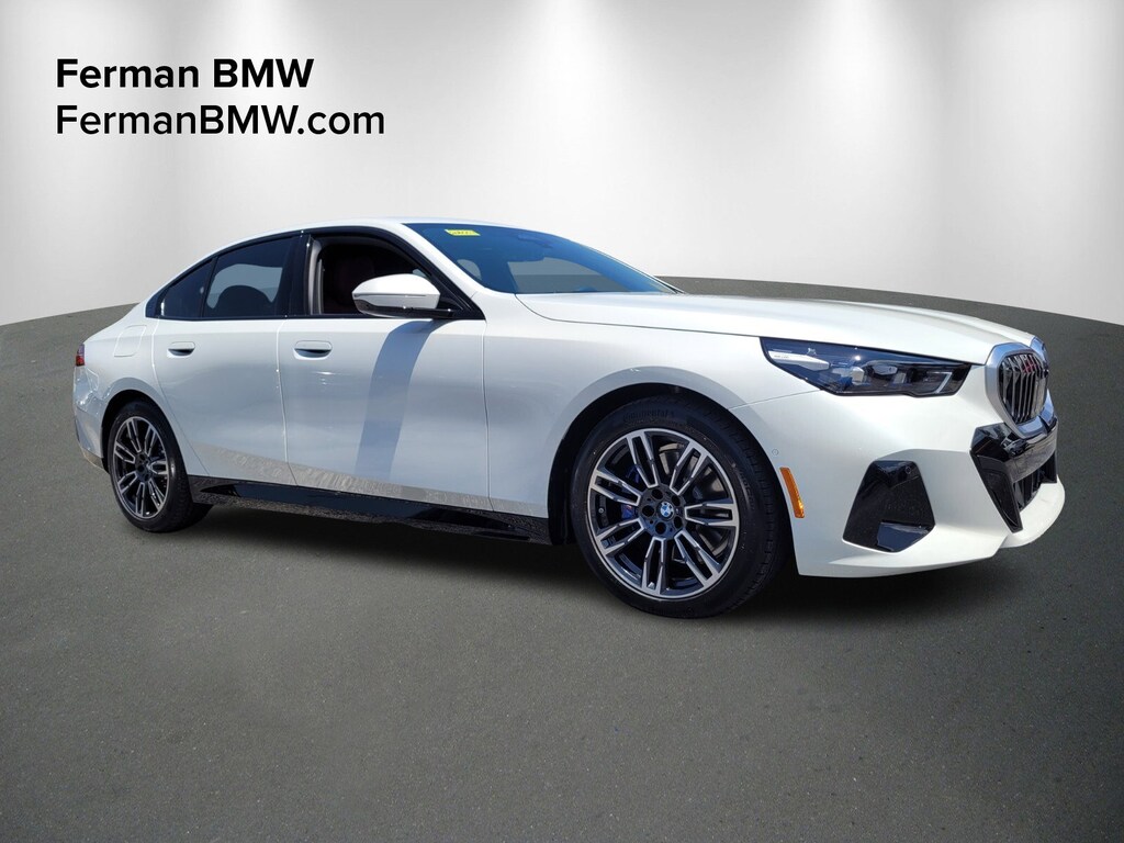 New 2026 BMW 530i  Sedan