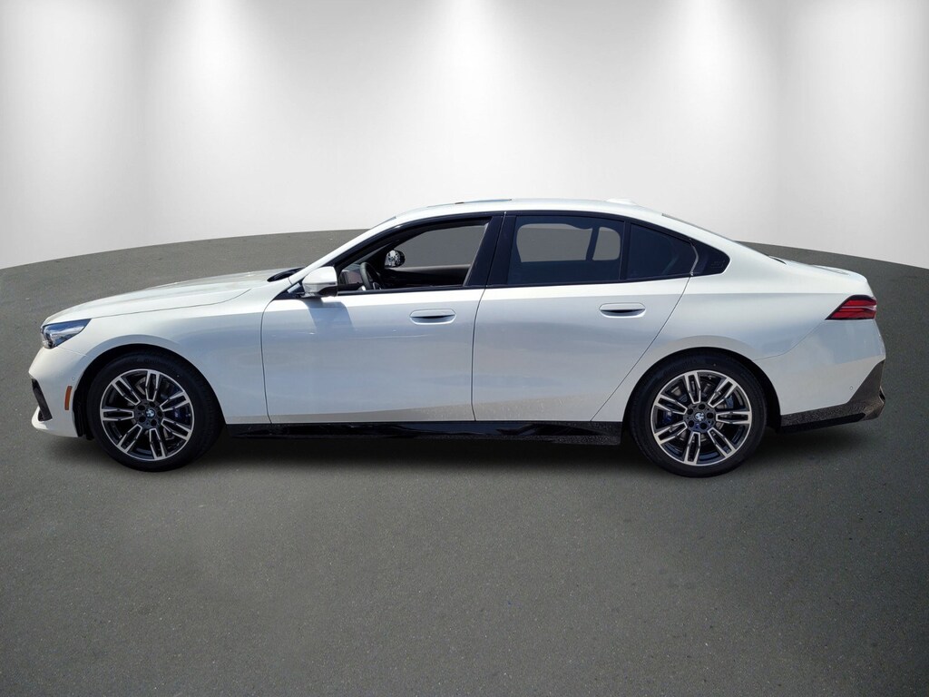 New 2026 BMW 530i  Sedan