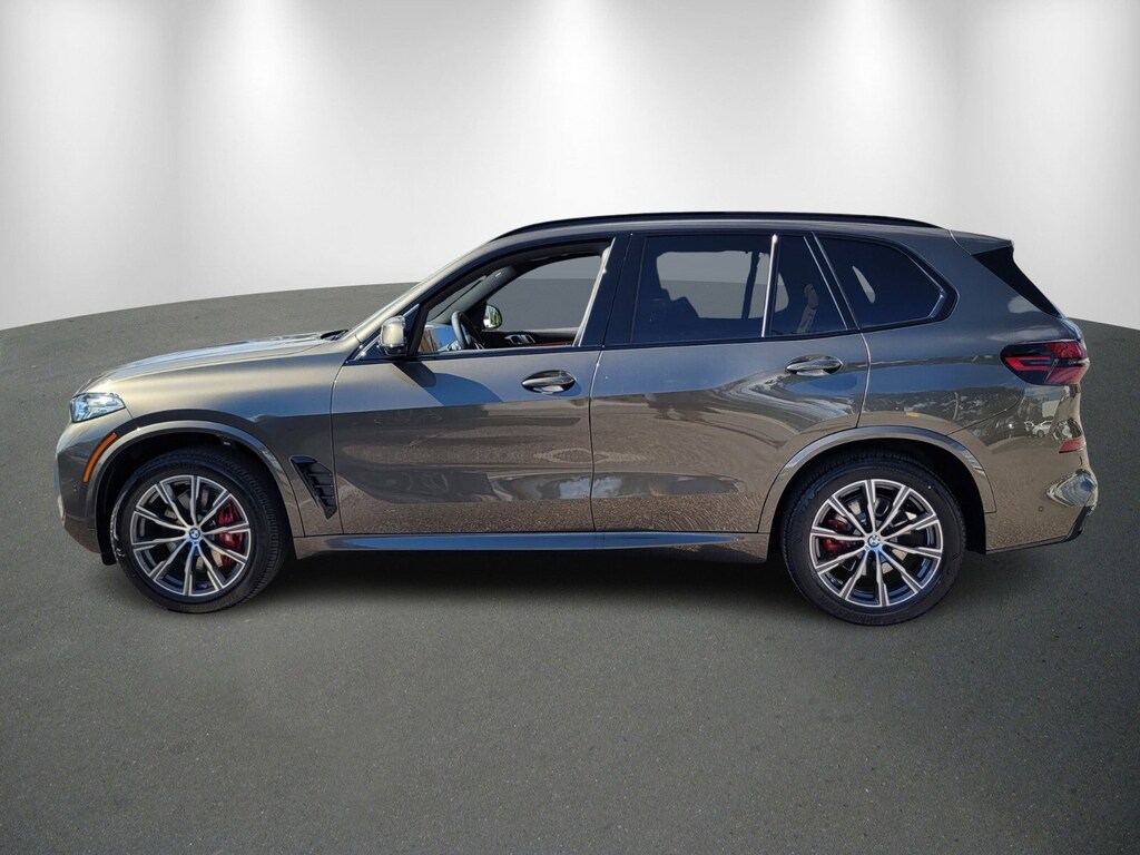 New 2026 BMW X5 sDrive40i SUV