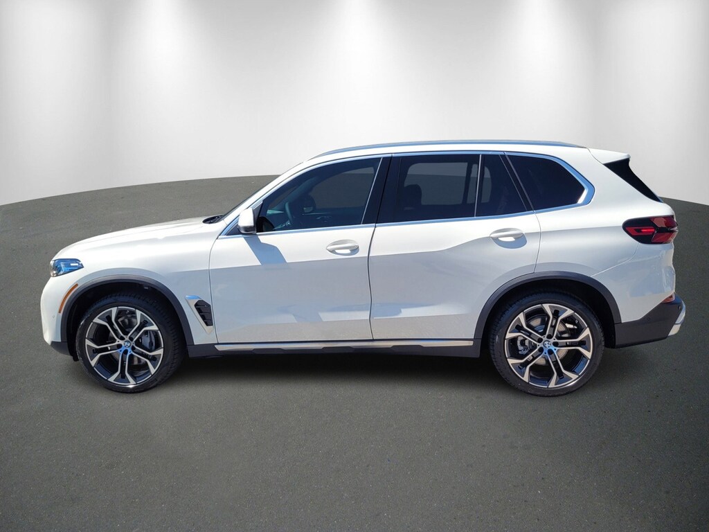 New 2026 BMW X5 xDrive40i SUV