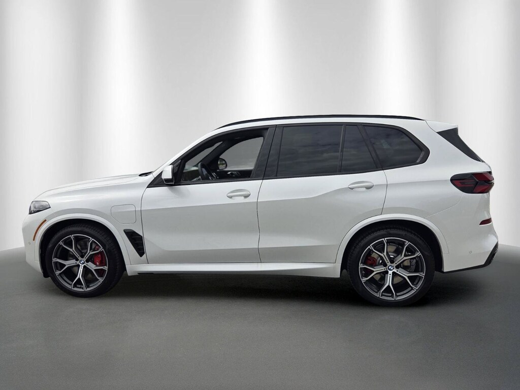 New 2026 BMW X5 PHEV xDrive50e SUV