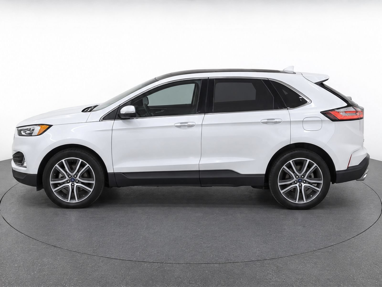Used 2019 Ford Edge Titanium SUV