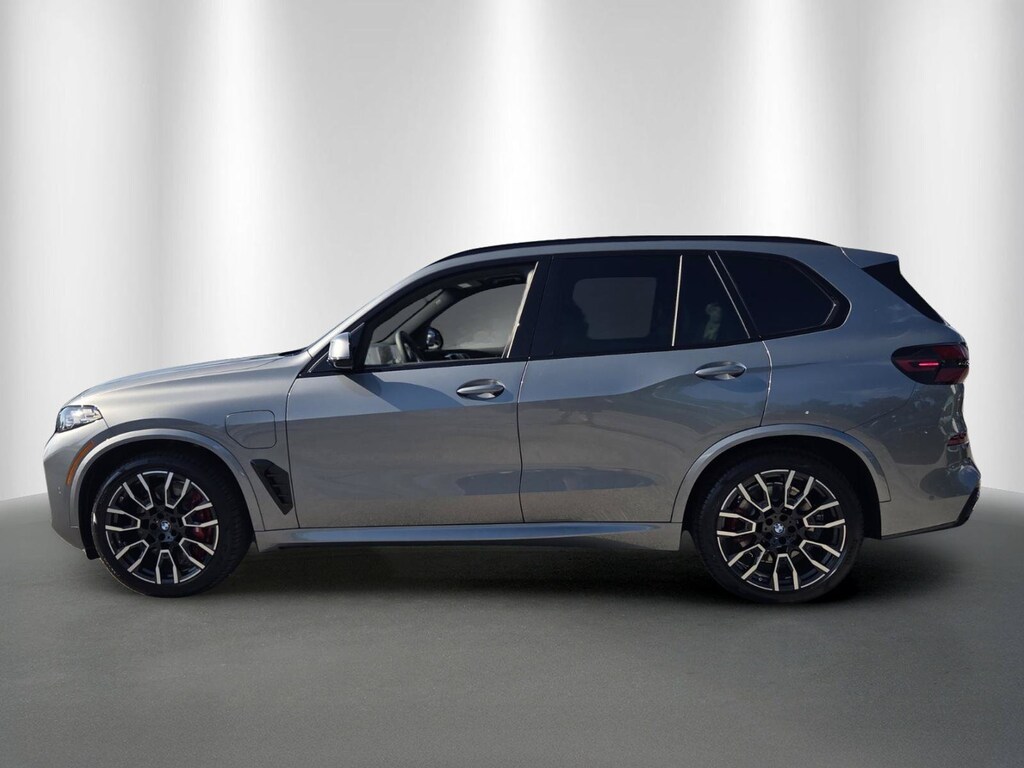 New 2026 BMW X5 PHEV xDrive50e SUV