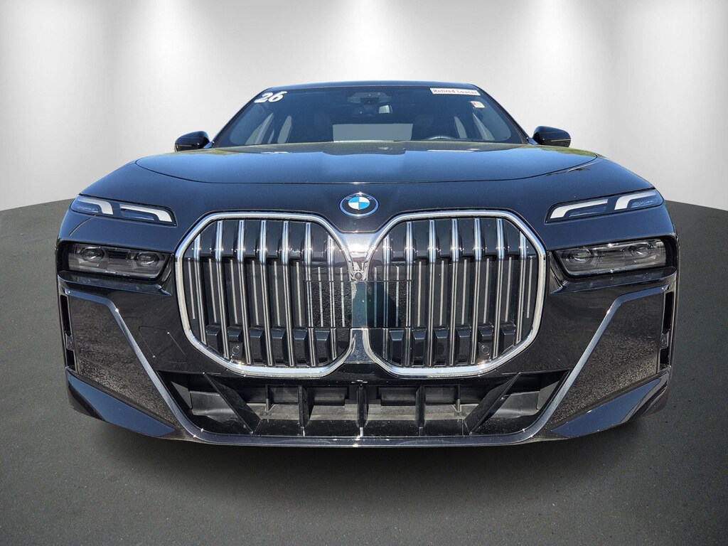 New 2025 BMW 750e xDrive Sedan