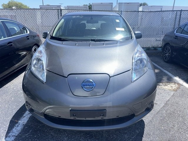 Used 2017 Nissan LEAF SV with VIN 1N4BZ0CP0HC309720 for sale in Tampa, FL