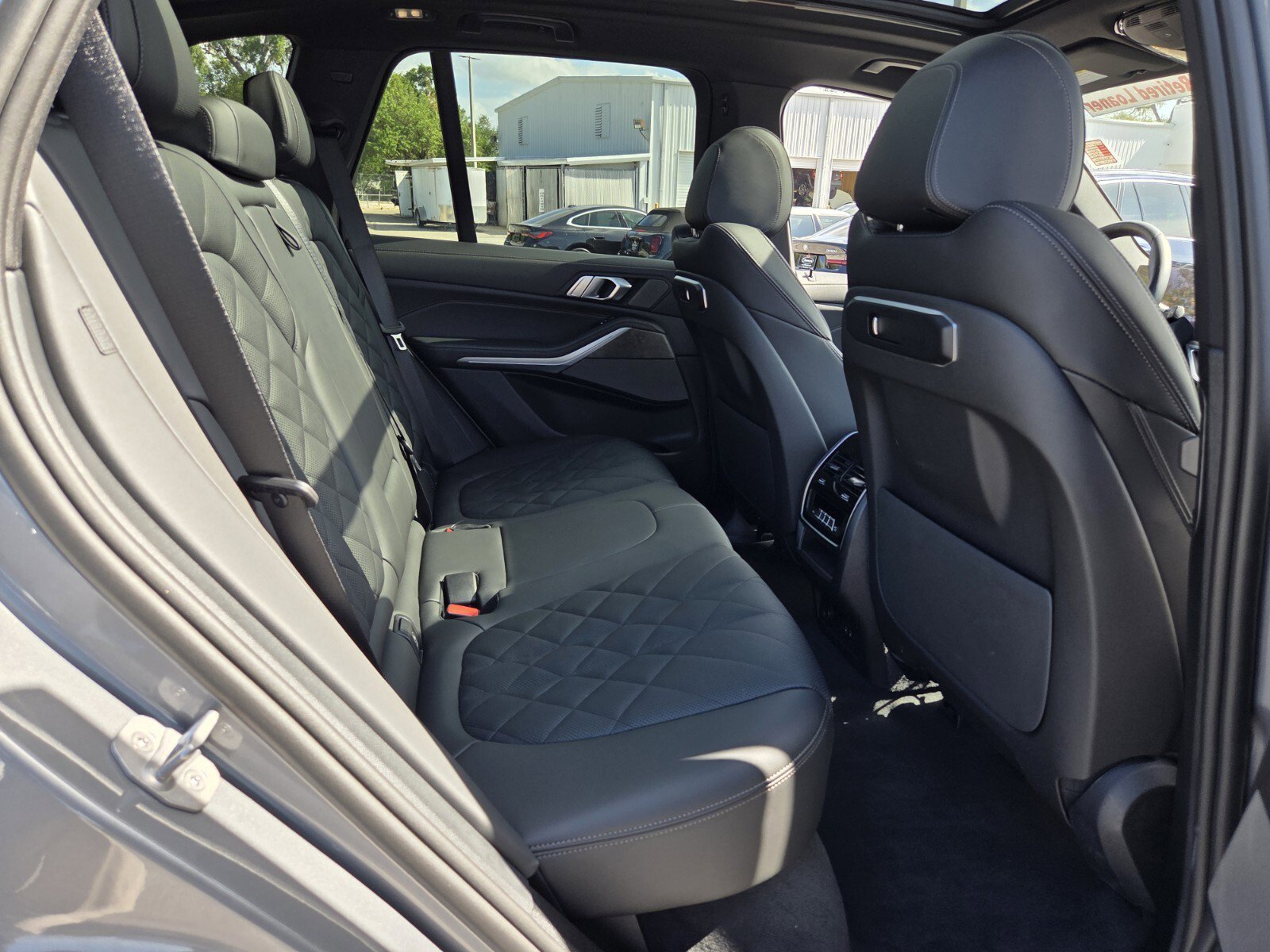 2026 BMW X5 50e - Photo 17