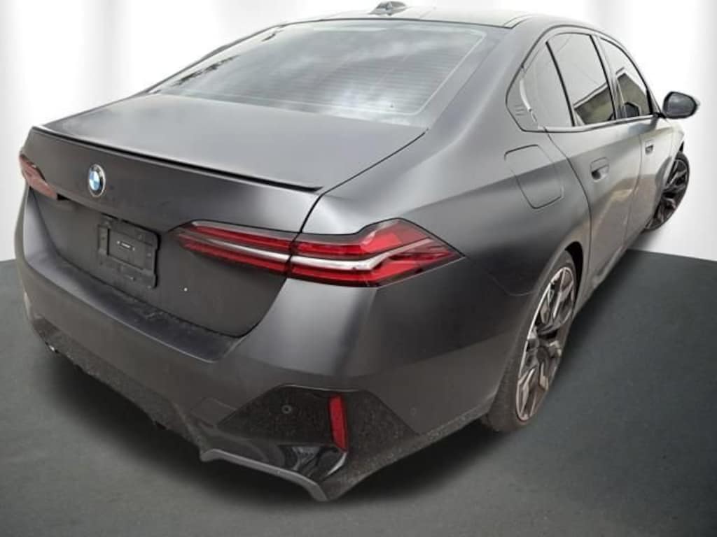 Used 2024 BMW 530i Sedan