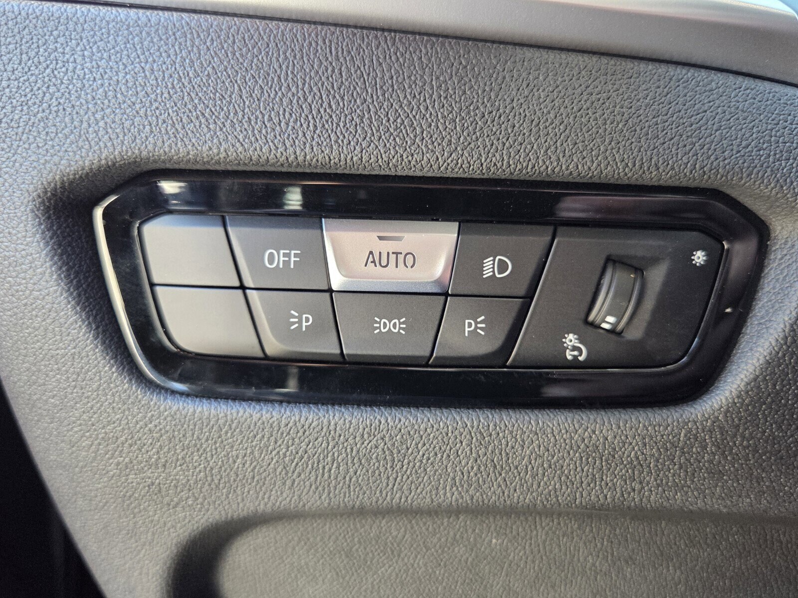 2026 BMW 4 Series 430i - Photo 21