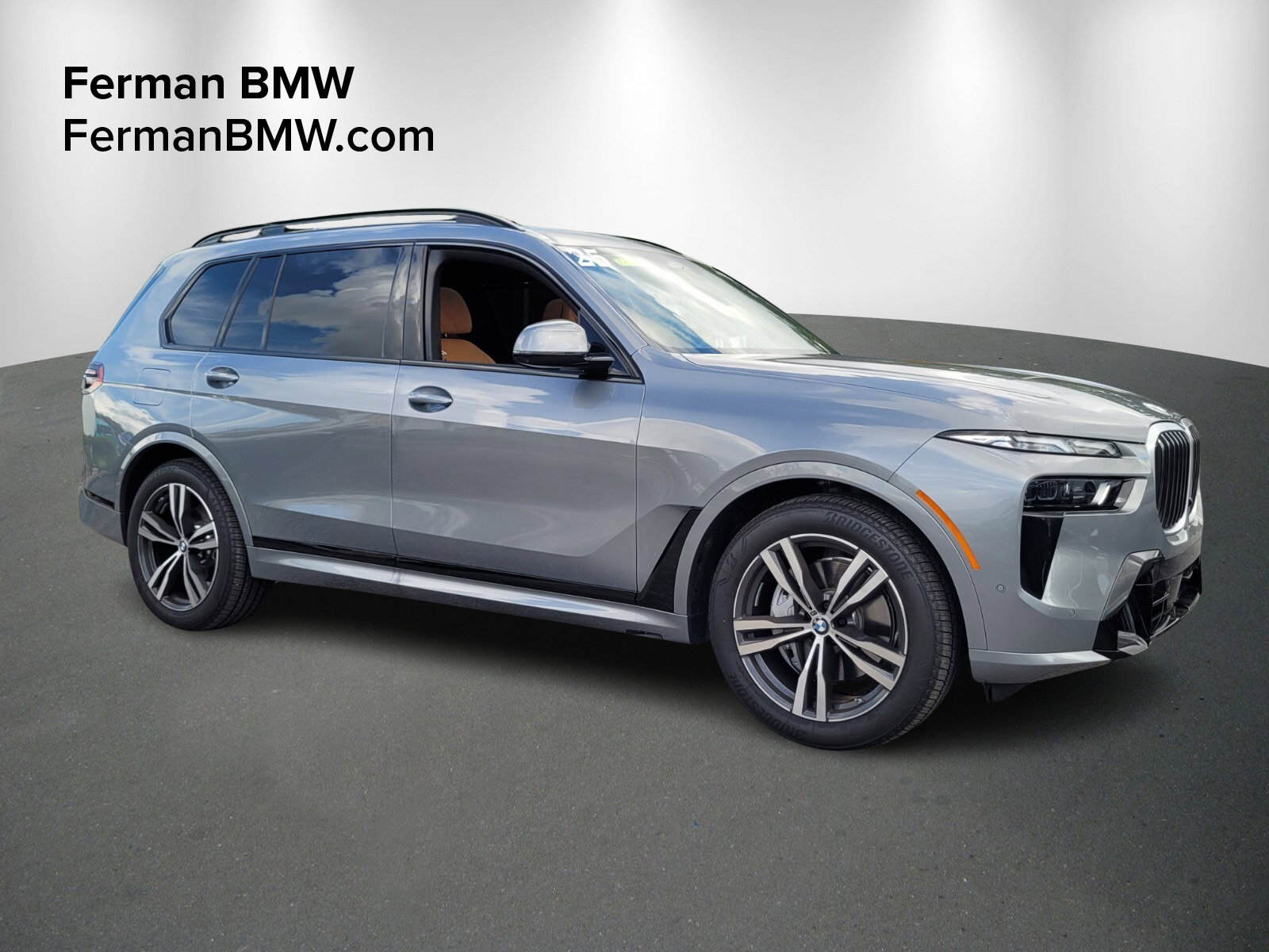 2025 BMW X7 40i's photo