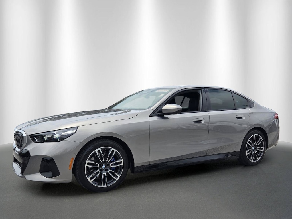 Used 2026 BMW 530i Sedan