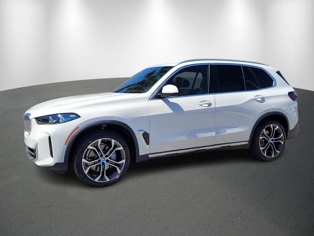 New 2026 BMW X5 xDrive40i SUV