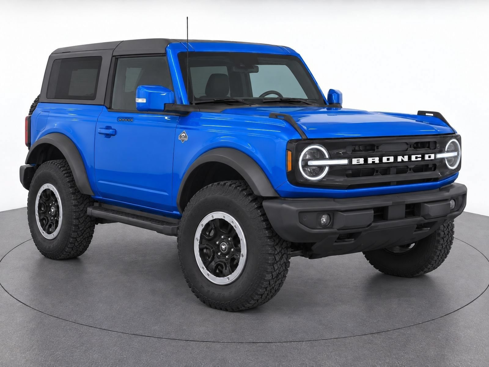 2023 Ford Bronco 2-Door Outer Banks