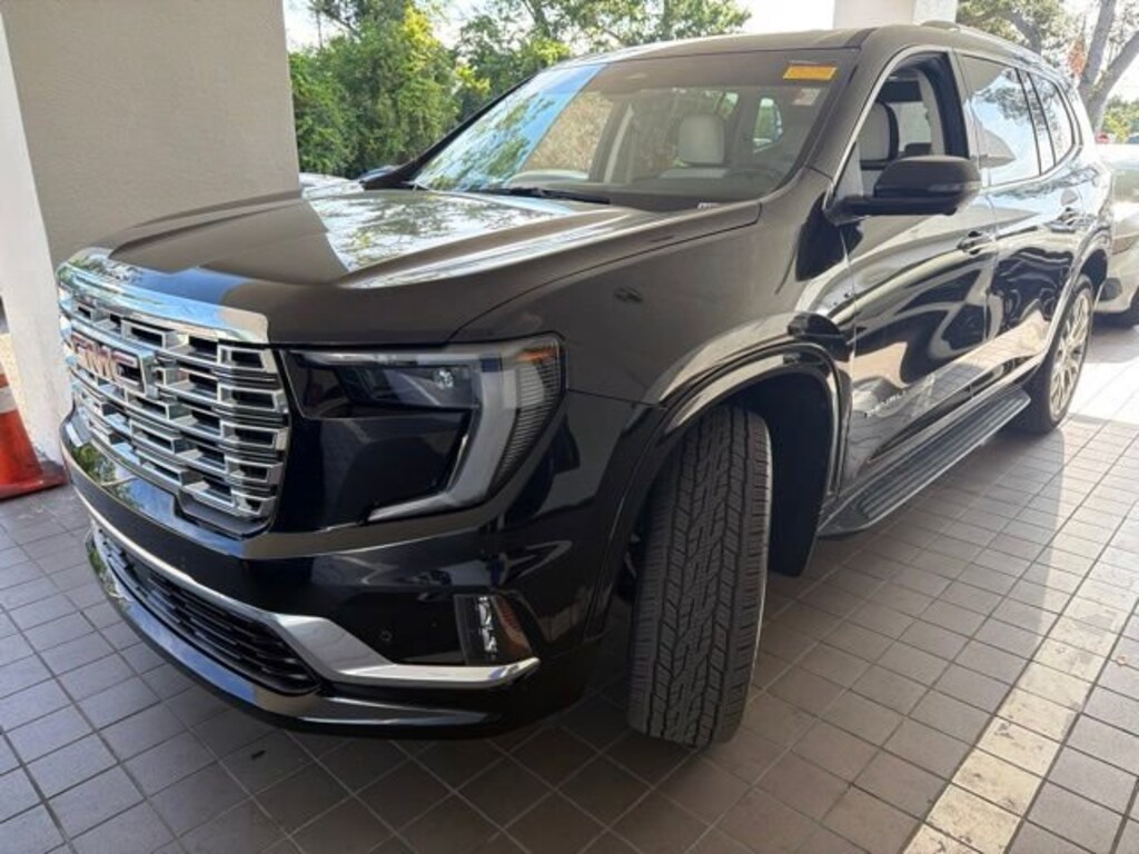 Used 2024 GMC Acadia Denali SUV