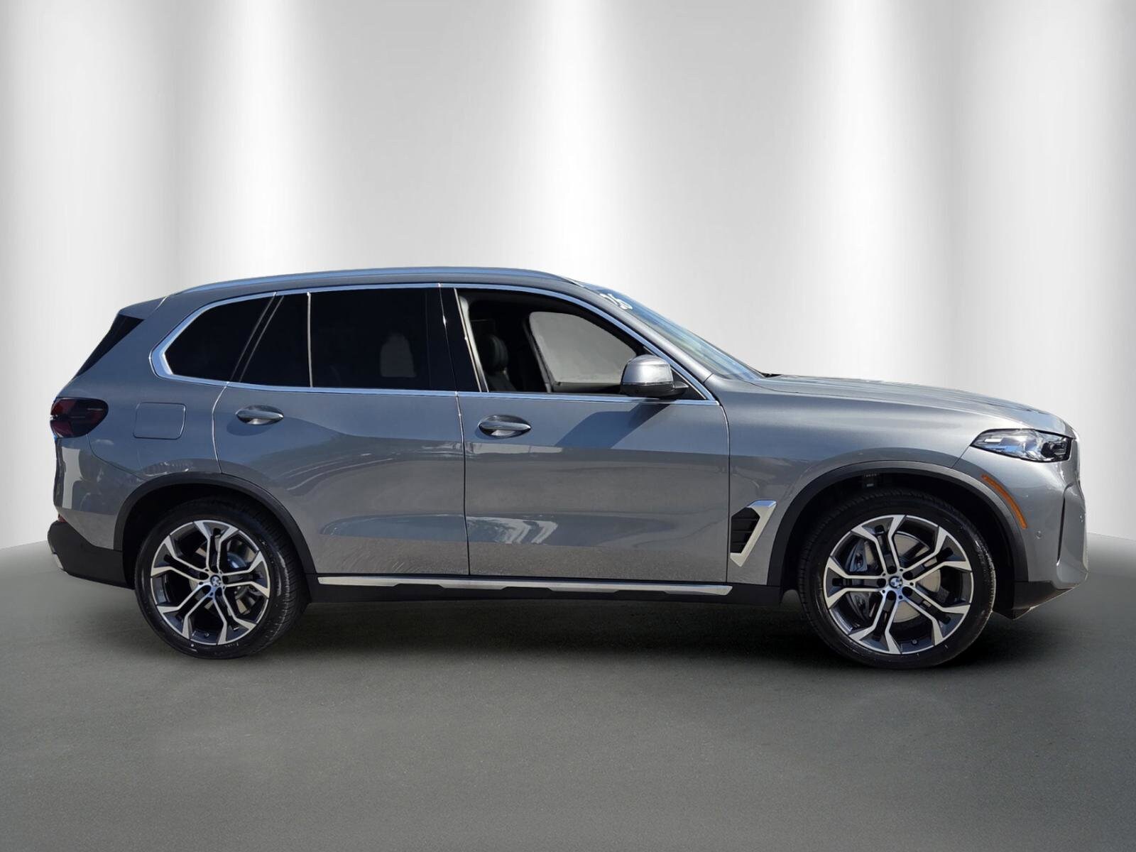 2026 BMW X5 50e - Photo 8