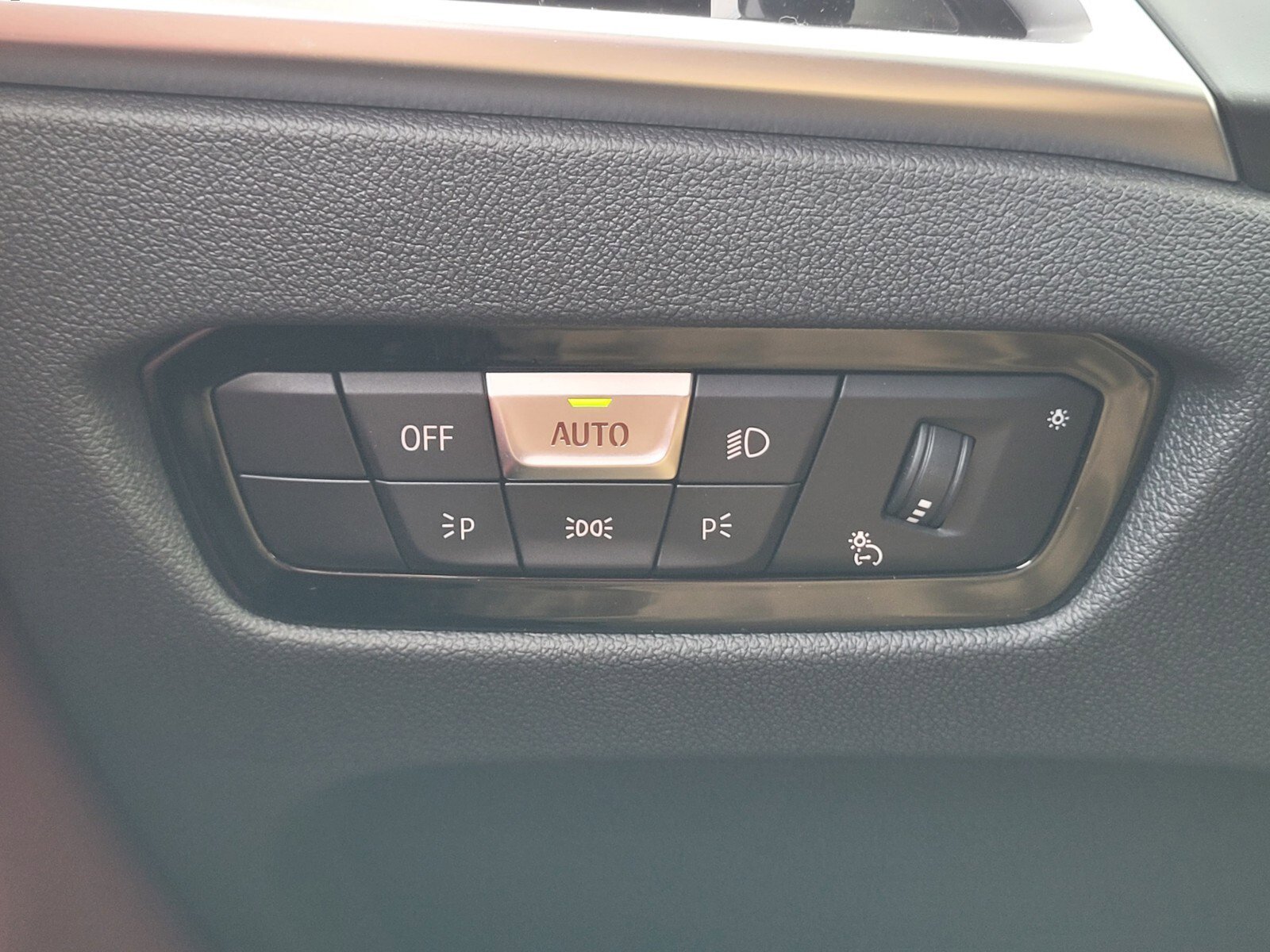 2026 BMW 4 Series 430i - Photo 21