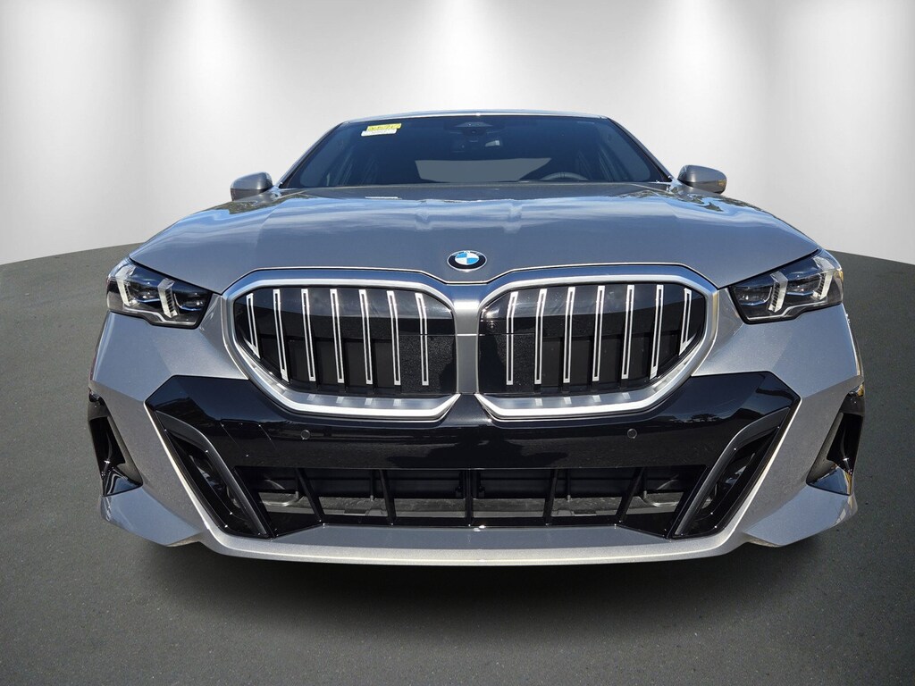 New 2026 BMW 530i Sedan