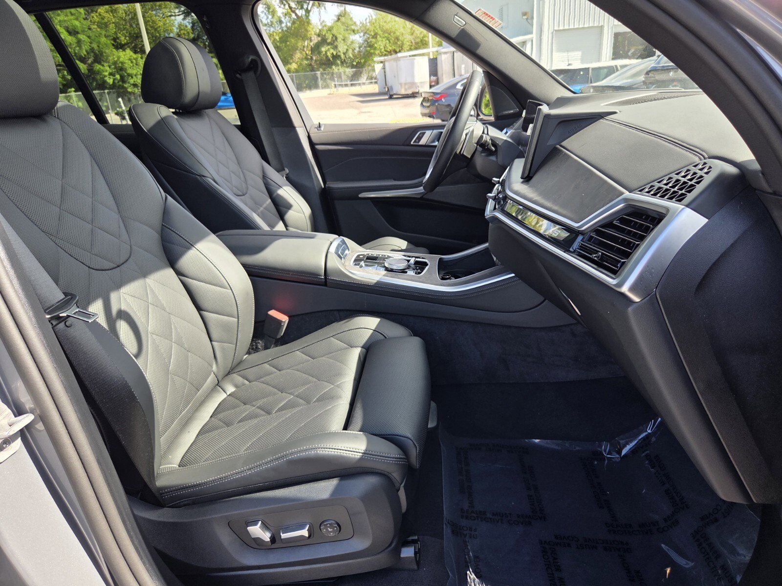 2026 BMW X5 50e - Photo 18
